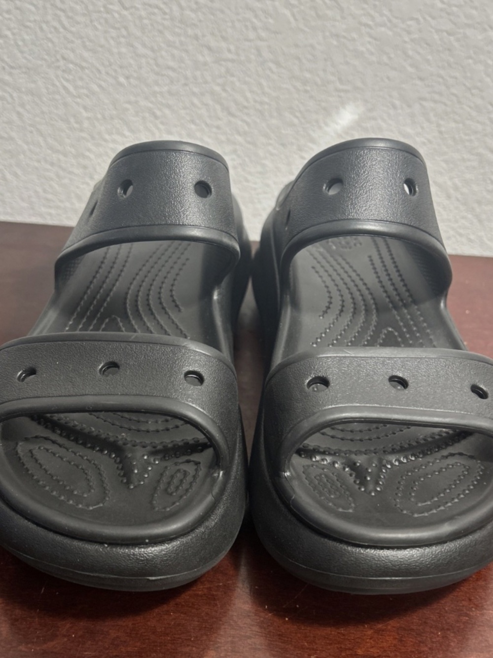 CROCS CLASSIC CRUSH Platform SANDALS 2 Strap 207670-001 BLACK Unisex US M 8 W 10 - Picture 2 of 7